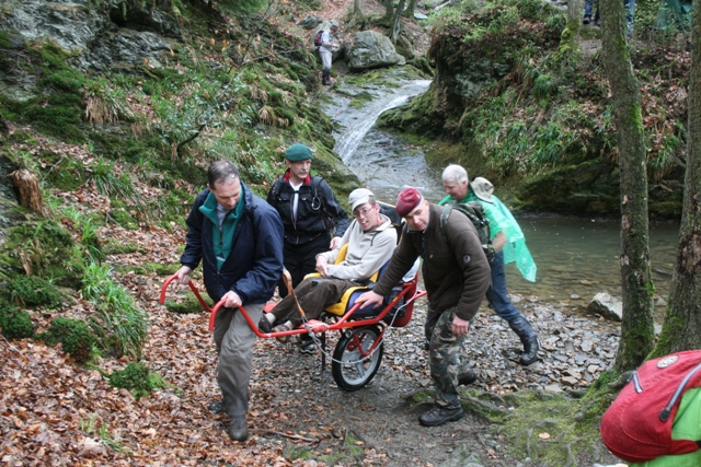 Randonnée sportive avec joëlettes, le Ninglinspo, 2011