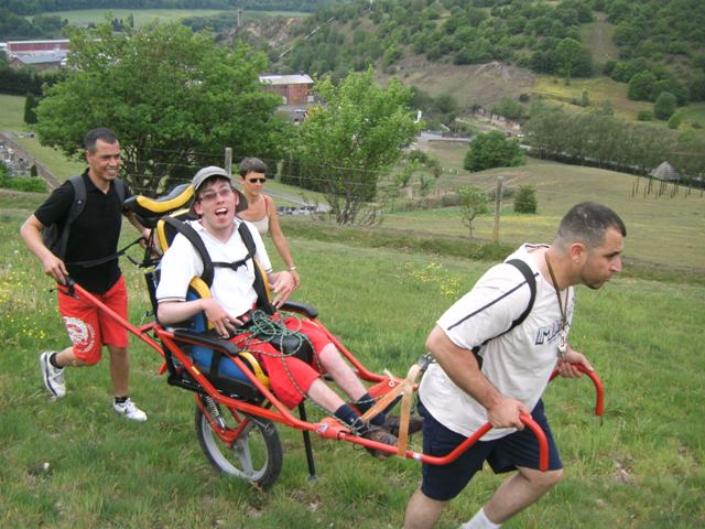 Randonnée sportive avec joëlettes, Trooz, 2011