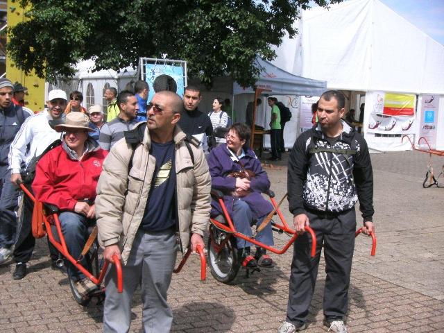 Randonnée sportive avec joëlettes, Louvain-la-Neuve, 2011