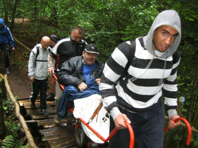 Randonnée sportive avec joëlettes, Louvain-la-Neuve, 2011