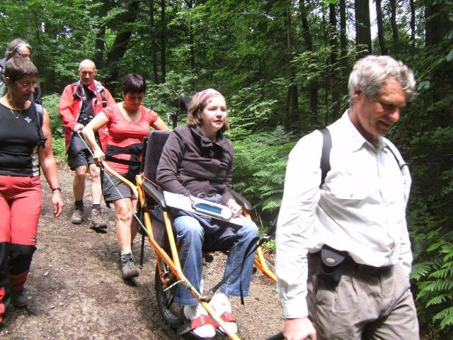 Randonnée sportive avec joëlettes, Louvain-la-Neuve, 2011