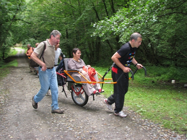 Randonnée sportive avec joëlettes, Marneffe, 2011