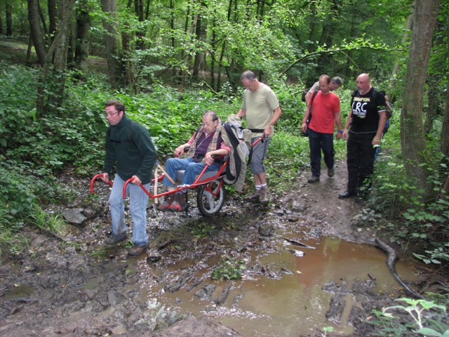 Randonnée sportive avec joëlettes, Marneffe, 2011