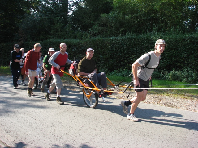 Randonnée sportive avec joëlettes, Tilff, 2011