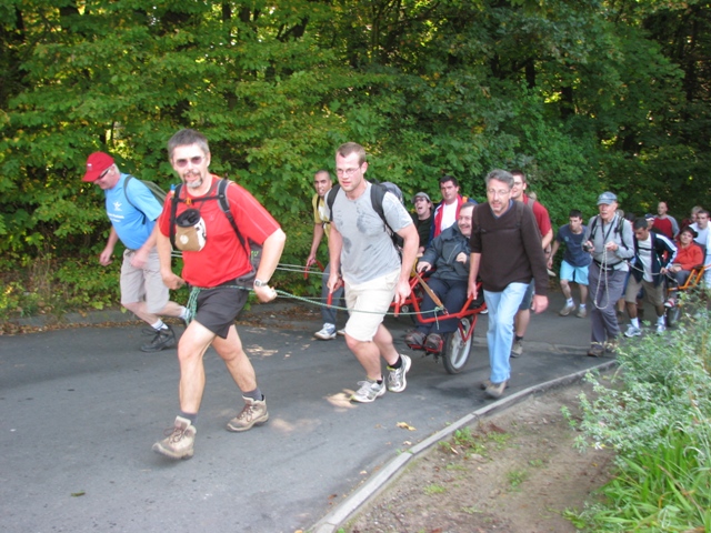 Randonnée sportive avec joëlettes, Tilff, 2011