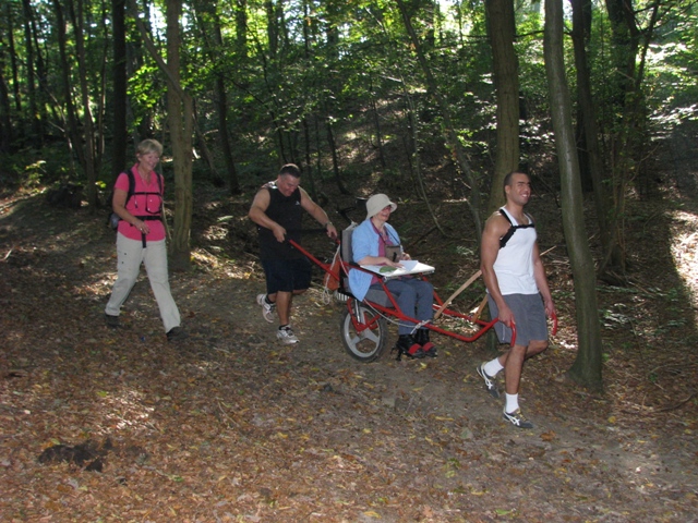 Randonnée sportive avec joëlettes, Malonne, 2011