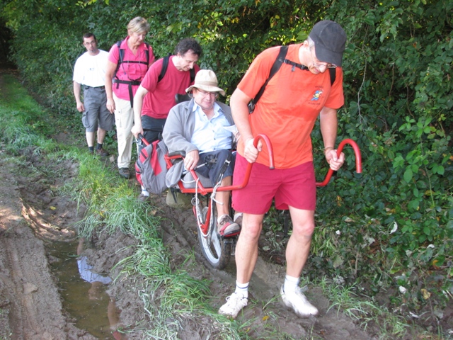 Randonnée sportive avec joëlettes, Malonne, 2011