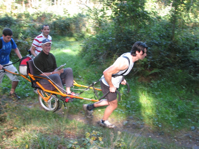 Randonnée sportive avec joëlettes, Malonne, 2011