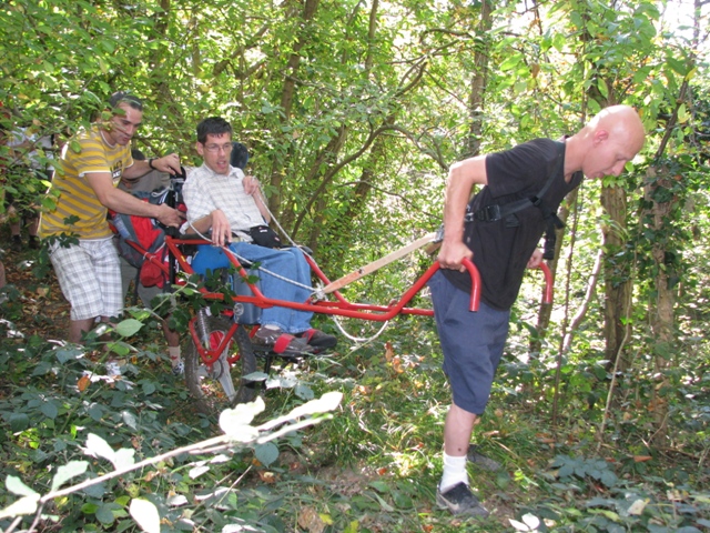 Randonnée sportive avec joëlettes, Malonne, 2011