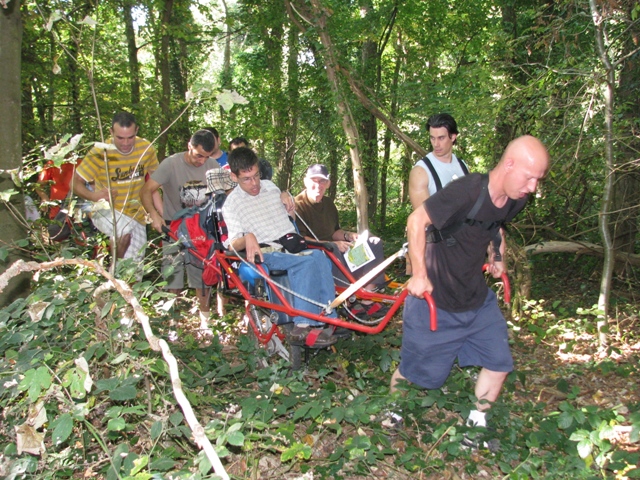 Randonnée sportive avec joëlettes, Malonne, 2011