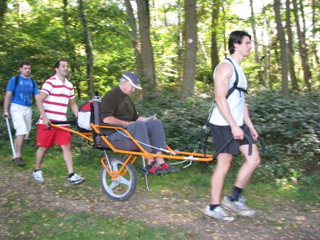 Randonnée sportive avec joëlettes, Malonne, 2011