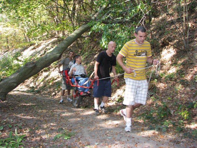 Randonnée sportive avec joëlettes, Malonne, 2011