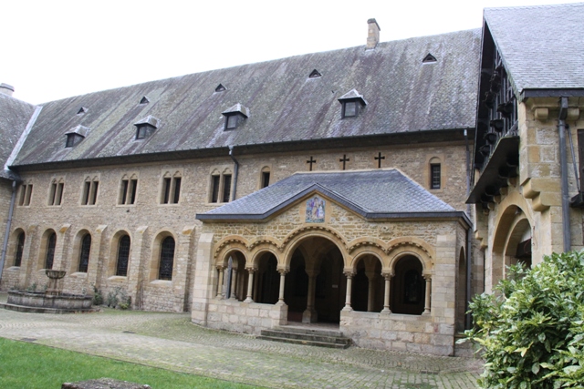 randonnée avec joëlettes, Torgny,  2011