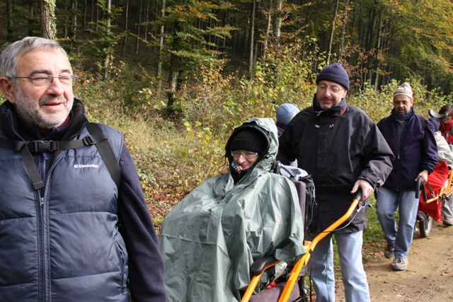 randonnée avec joëlettes, Torgny,  2011