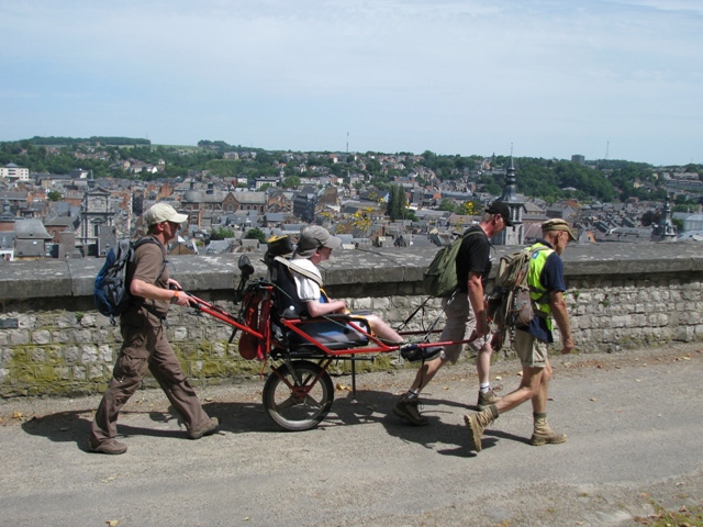 randonnée sportive avec joëlettes, Namur, 2012