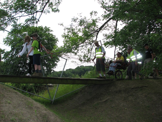 randonnée sportive avec joëlettes, Namur, 2012