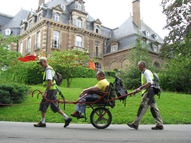 randonnée sportive avec joëlettes, Namur, 2012