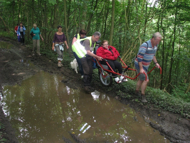 randonnée sportive avec joëlettes, Marneffe, 2012