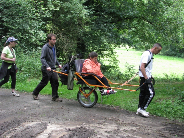 randonnée sportive avec joëlettes, Marneffe, 2012