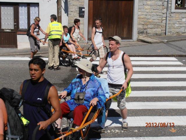 randonnée sportive avec joëlettes, Mariembourg, 2012