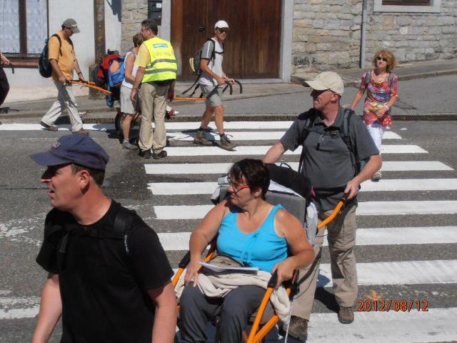 randonnée sportive avec joëlettes, Mariembourg, 2012