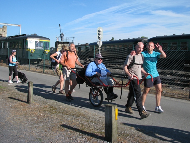 randonnée sportive avec joëlettes, Mariembourg, 2012