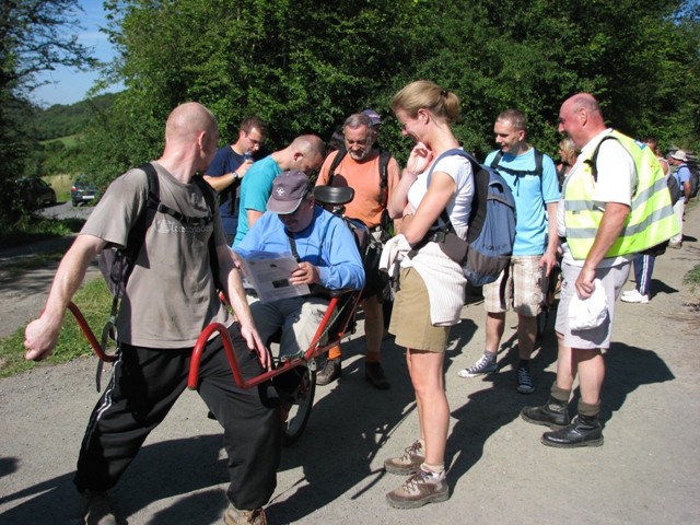 randonnée sportive avec joëlettes, Mariembourg, 2012