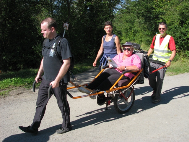 randonnée sportive avec joëlettes, Mariembourg, 2012