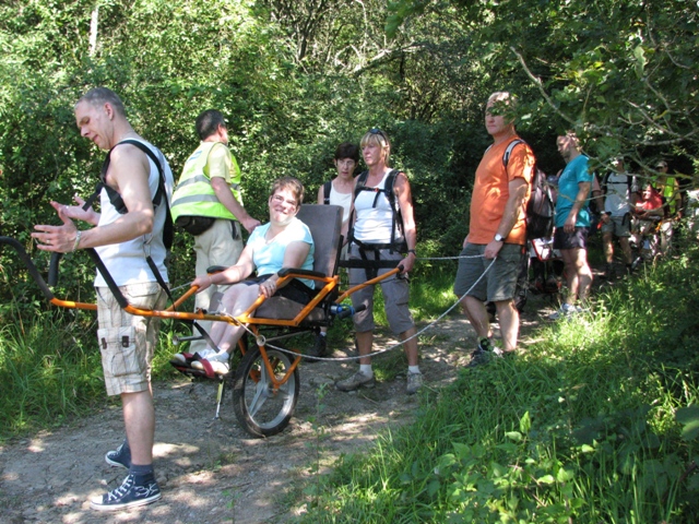 randonnée sportive avec joëlettes, Mariembourg, 2012