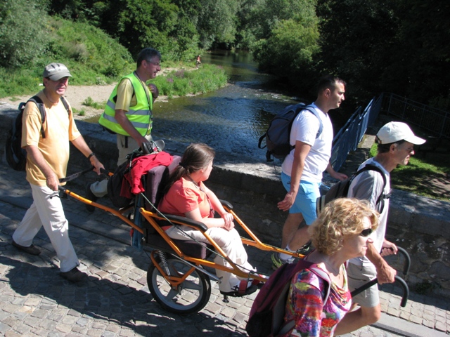 randonnée sportive avec joëlettes, Mariembourg, 2012