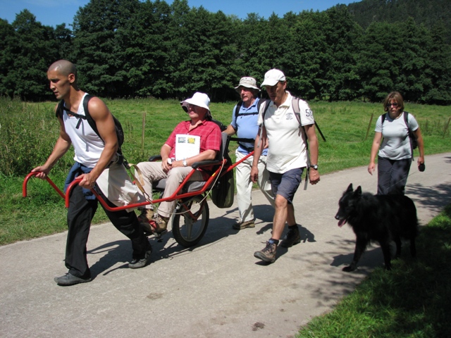 randonnée sportive avec joëlettes, Mariembourg, 2012