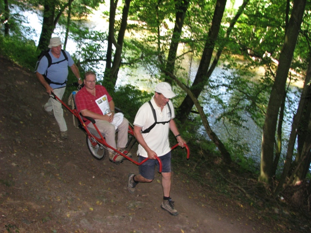 randonnée sportive avec joëlettes, Mariembourg, 2012