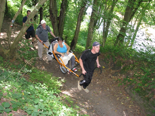 randonnée sportive avec joëlettes, Mariembourg, 2012