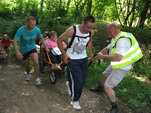 randonnée sportive avec joëlettes, Mariembourg, 2012