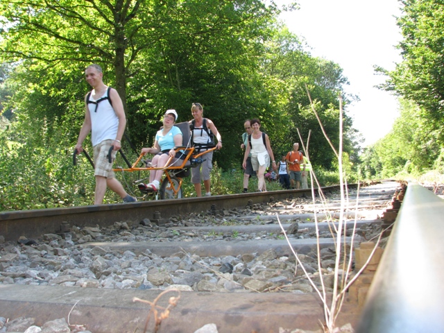 randonnée sportive avec joëlettes, Mariembourg, 2012