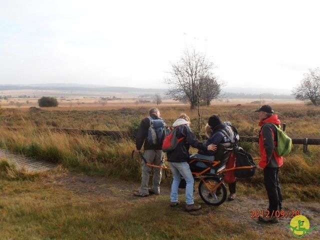 randonnée sportive avec joëlettes, Ovifat, 2012