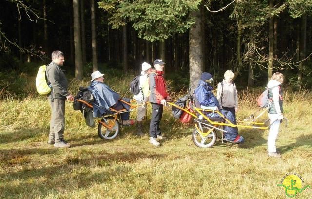 randonnée sportive avec joëlettes, Ovifat, 2012