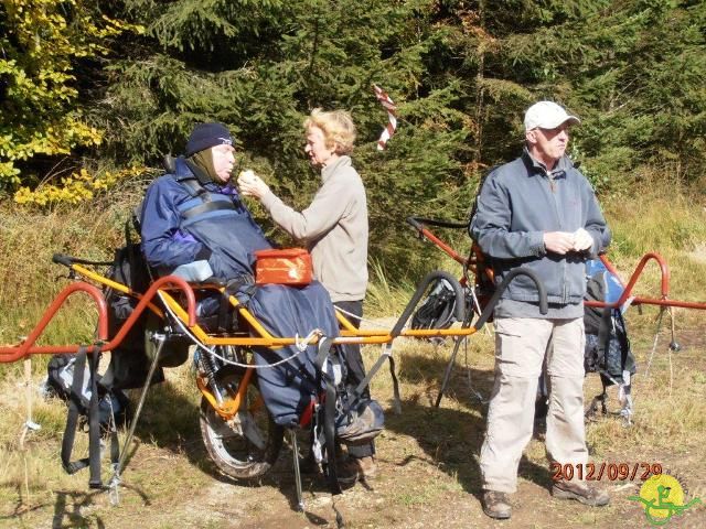 randonnée sportive avec joëlettes, Ovifat, 2012