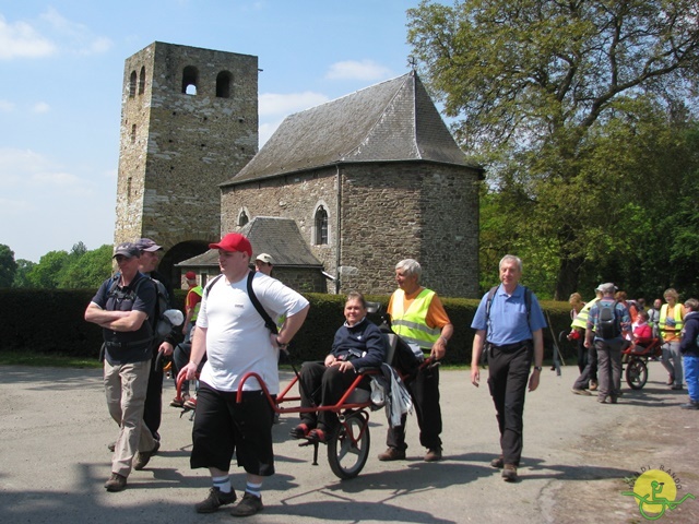 randonnée sportive avec joëlettes, Mozet, 2014