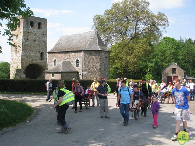 randonnée sportive avec joëlettes, Mozet, 2014