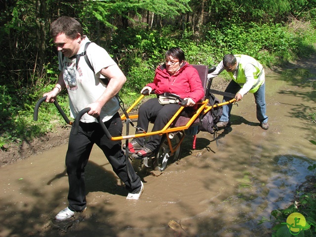 randonnée sportive avec joëlettes, Mozet, 2014