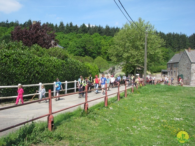 randonnée sportive avec joëlettes, Mozet, 2014