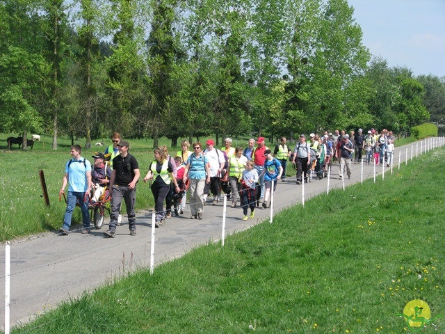 randonnée sportive avec joëlettes, Mozet, 2014