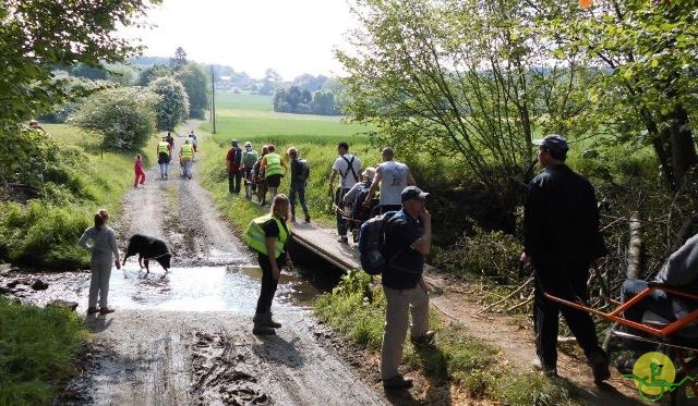 randonnée sportive avec joëlettes, Mozet, 2014