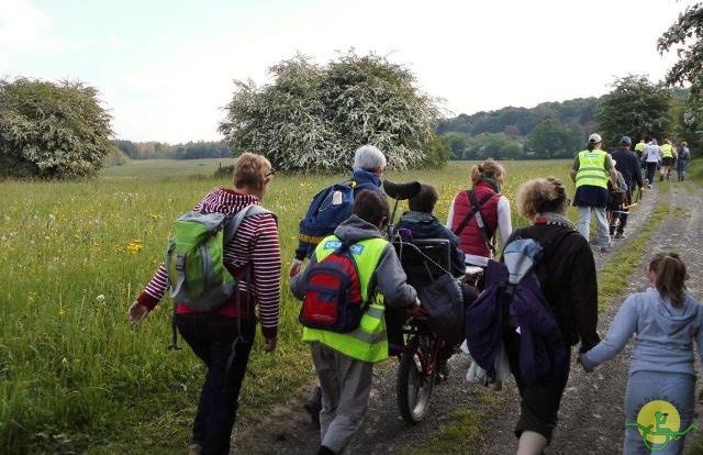 randonnée sportive avec joëlettes, Mozet, 2014