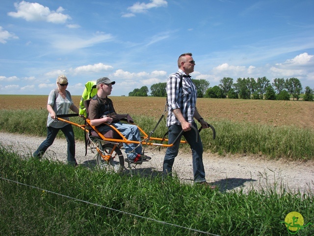 randonnée sportive avec joëlettes, Florennes, 2014