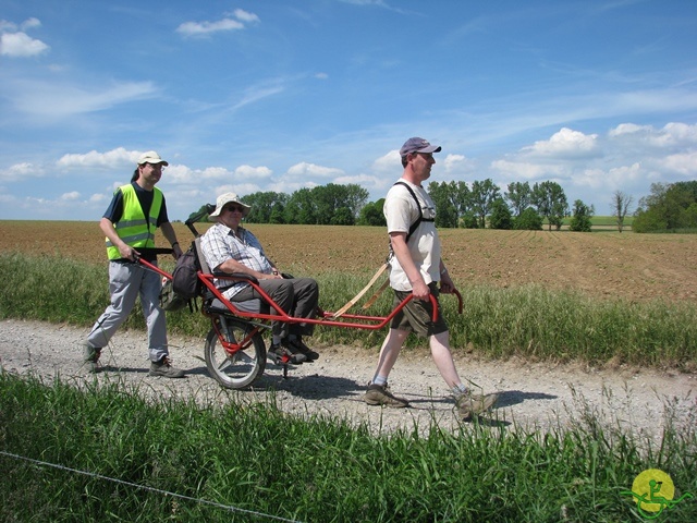 randonnée sportive avec joëlettes, Florennes, 2014