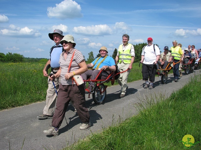 randonnée sportive avec joëlettes, Florennes, 2014