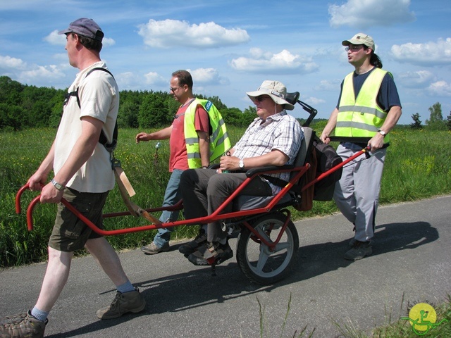 randonnée sportive avec joëlettes, Florennes, 2014