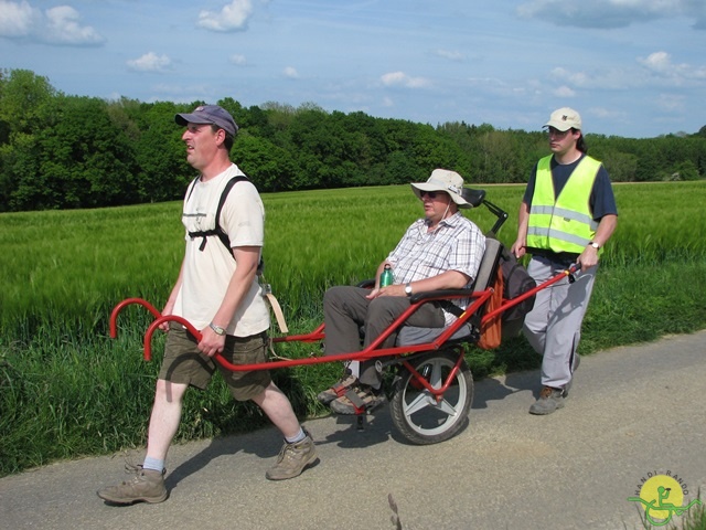 randonnée sportive avec joëlettes, Florennes, 2014